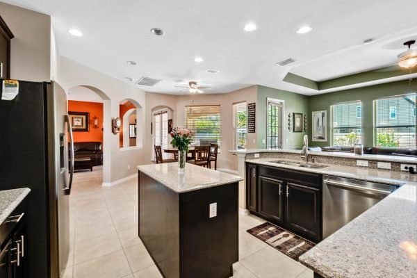 11717-sheltering-pine-drive-orlando-fl-32836-29-scaled-600x400-1