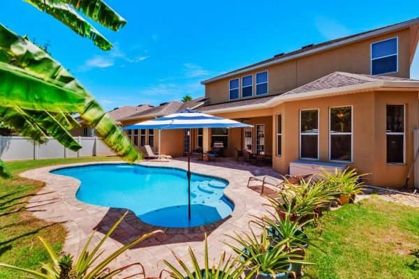 11717-sheltering-pine-drive-orlando-fl-32836-55-scaled-600x400-1