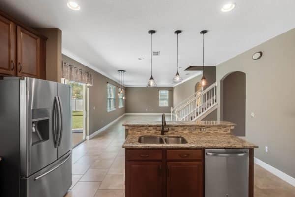 627-lake-cove-pointe-circle-winter-garden-fl-34787-42-scaled-600x400-1 627-lake-cove-pointe-circle-winter-garden-fl-34787-42-scaled-600x400-1