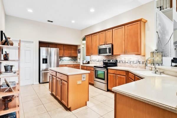 15115-spinnaker-cove-lane-winter-garden-fl-34787-39-scaled-600x400-1