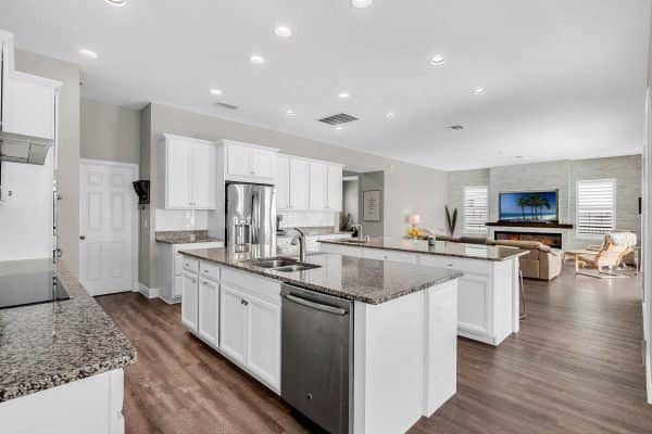 16050-johns-lake-overlook-drive-winter-garden-fl-34787-32-scaled-600x400-1