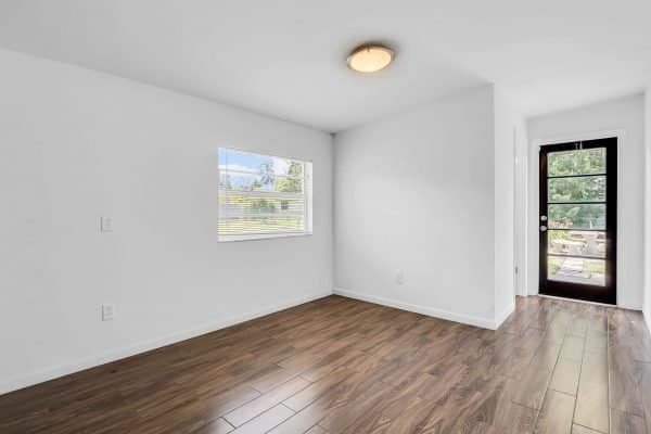 330-apopka-street-winter-garden-fl-34787-04-scaled-600x400-1