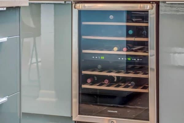 330-apopka-street-winter-garden-fl-34787-23-scaled-600x400-1