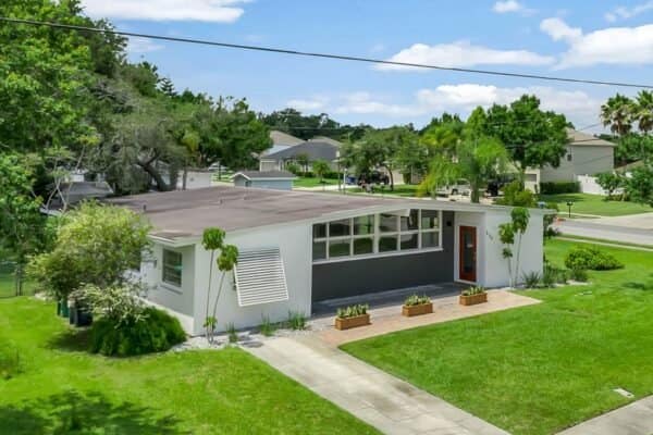 330-apopka-street-winter-garden-fl-34787-35-900x600-1-600x400