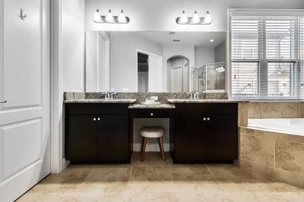 7609-green-mountain-way-winter-garden-fl-34787-33-scaled-600x400-1