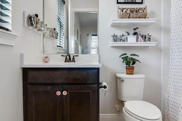 7645-green-mountain-way-winter-garden-fl-34787-16-scaled-600x400-1