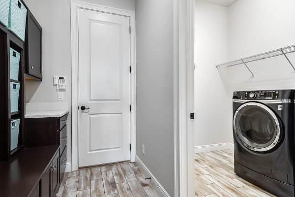 7645-green-mountain-way-winter-garden-fl-34787-18-scaled-600x400-1