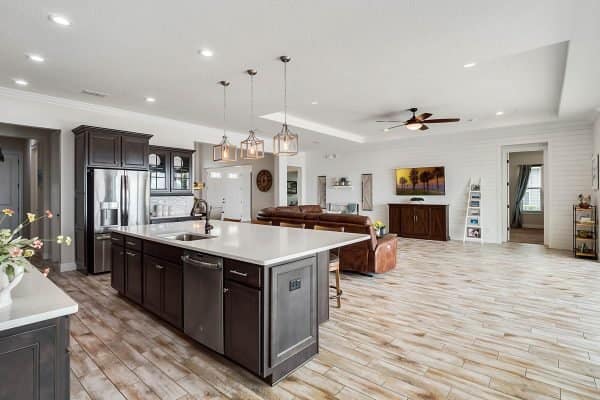 7645-green-mountain-way-winter-garden-fl-34787-32-scaled-600x400-1