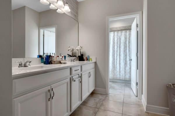 16082-johns-lake-overlook-drive-winter-garden-fl-34787-31-scaled-600x400-1 16082-johns-lake-overlook-drive-winter-garden-fl-34787-31-scaled-600x400-1