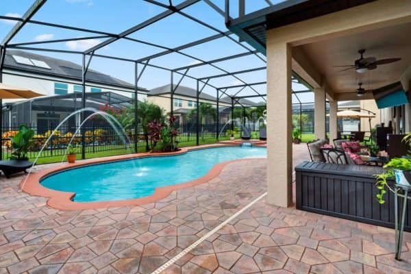 319-morning-view-drive-winter-garden-fl-34787-13-1-1-scaled-600x400-1 319-morning-view-drive-winter-garden-fl-34787-13-1-1-scaled-600x400-1