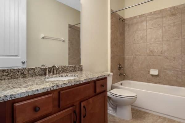 15129-avenue-of-the-arbors-winter-garden-fl-34787-15-scaled-600x400-1