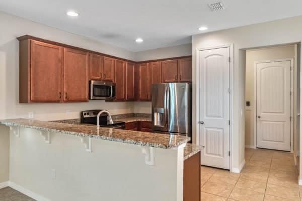 15129-avenue-of-the-arbors-winter-garden-fl-34787-22-scaled-600x400-1