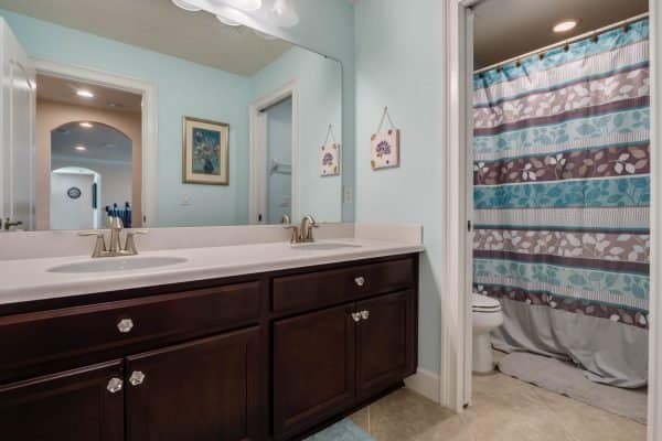 15473-sandfield-loop-winter-garden-fl-34787-09-scaled-600x400-1