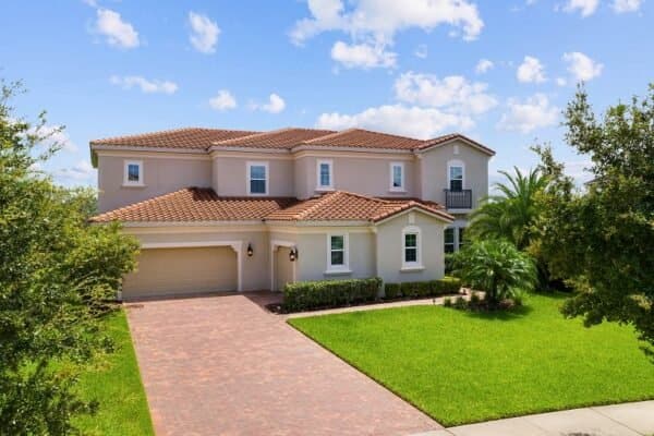 16059-black-hickory-drive-winter-garden-fl-34787-52-768x512-1-600x400