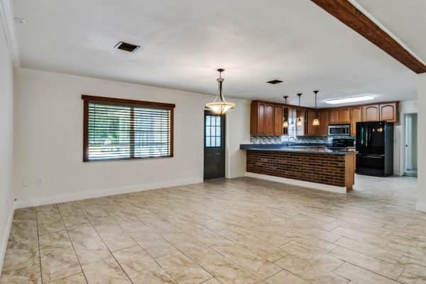 7123-foster-lane-orlando-fl-32818-24-scaled-600x400-1 7123-foster-lane-orlando-fl-32818-24-scaled-600x400-1