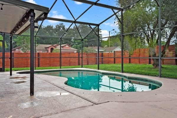 628-stevelynn-circle-winter-garden-fl-34787-29-scaled-600x400-1