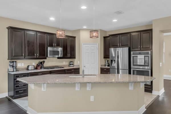 8101-surf-bird-street-winter-garden-fl-34787-29-scaled-600x400-1 8101-surf-bird-street-winter-garden-fl-34787-29-scaled-600x400-1