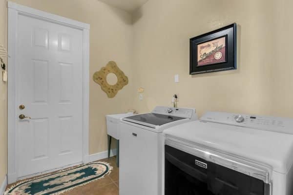 413-courtlea-creek-drive-winter-garden-fl-34787-25-scaled-600x400-1