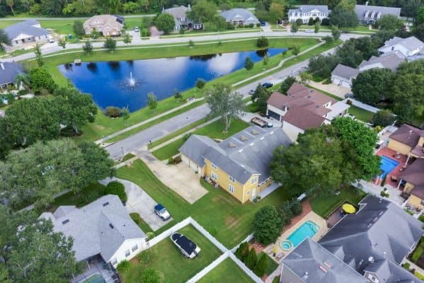 413-courtlea-creek-drive-winter-garden-fl-34787-60-scaled-600x400-1