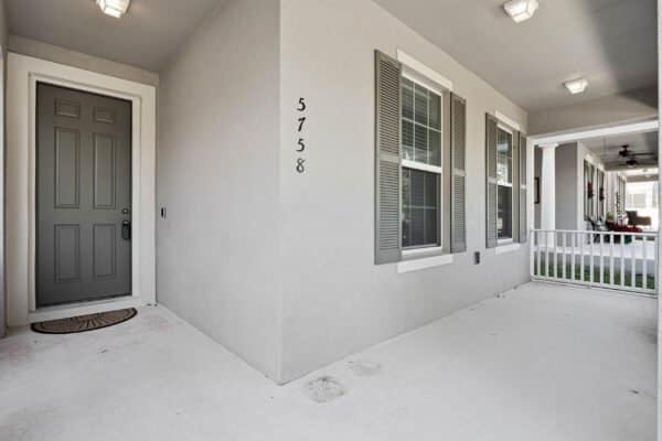 5758-mangrove-cove-avenue-winter-garden-fl-34787-06-scaled-600x400 5758-mangrove-cove-avenue-winter-garden-fl-34787-06-scaled-600x400