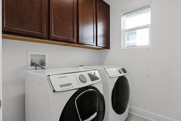 5758-mangrove-cove-avenue-winter-garden-fl-34787-24-scaled-600x400 5758-mangrove-cove-avenue-winter-garden-fl-34787-24-scaled-600x400