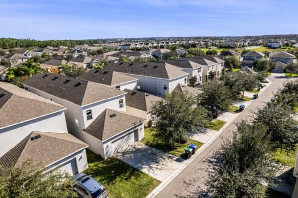 5758-mangrove-cove-avenue-winter-garden-fl-34787-36-scaled-600x400 5758-mangrove-cove-avenue-winter-garden-fl-34787-36-scaled-600x400