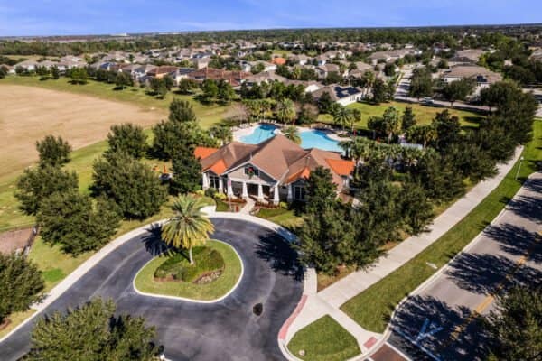 5758-mangrove-cove-avenue-winter-garden-fl-34787-44-scaled-600x400 5758-mangrove-cove-avenue-winter-garden-fl-34787-44-scaled-600x400