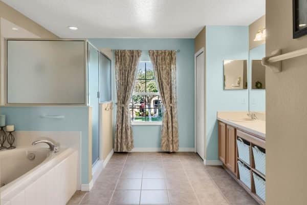 13442-fox-glove-street-winter-garden-fl-34787-15-scaled-600x400-1