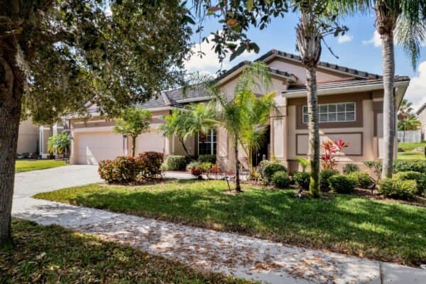 1910-black-lake-boulevard-winter-garden-fl-34787-03-scaled-600x400 1910-black-lake-boulevard-winter-garden-fl-34787-03-scaled-600x400