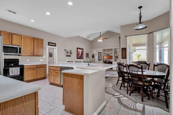 1910-black-lake-boulevard-winter-garden-fl-34787-23-scaled-600x400 1910-black-lake-boulevard-winter-garden-fl-34787-23-scaled-600x400