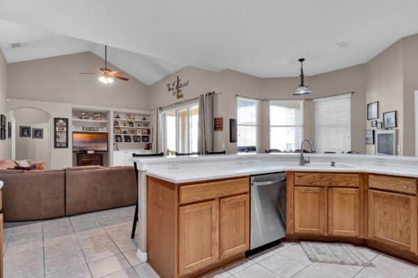 1910-black-lake-boulevard-winter-garden-fl-34787-27-scaled-600x400 1910-black-lake-boulevard-winter-garden-fl-34787-27-scaled-600x400