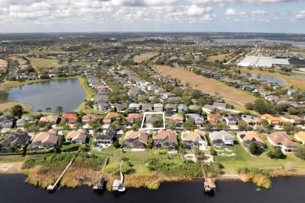 1910-black-lake-boulevard-winter-garden-fl-34787-42-scaled-600x400 1910-black-lake-boulevard-winter-garden-fl-34787-42-scaled-600x400