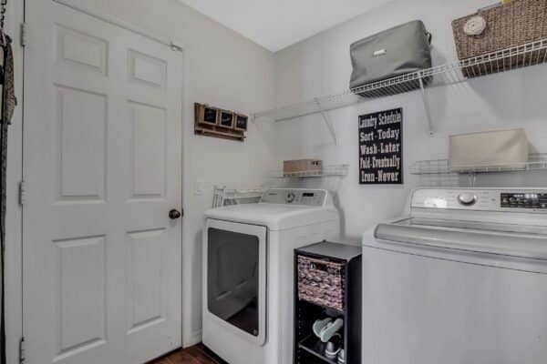 15321-harrowgate-way-winter-garden-fl-34787-03-scaled-600x400 15321-harrowgate-way-winter-garden-fl-34787-03-scaled-600x400