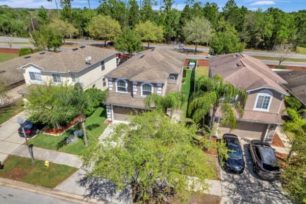 15321-harrowgate-way-winter-garden-fl-34787-32-scaled-600x400 15321-harrowgate-way-winter-garden-fl-34787-32-scaled-600x400