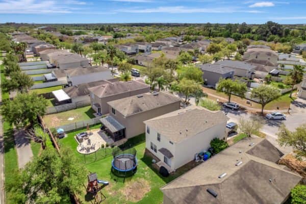 15321-harrowgate-way-winter-garden-fl-34787-37-scaled-600x400 15321-harrowgate-way-winter-garden-fl-34787-37-scaled-600x400