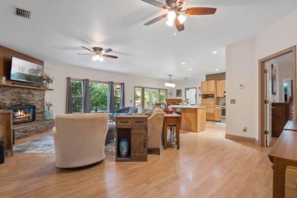 230-prescott-drive-orlando-fl-32809-21-scaled-600x400