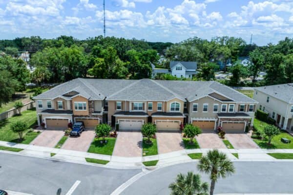 818-walkers-grove-lane-winter-garden-fl-34787-36-scaled-600x400