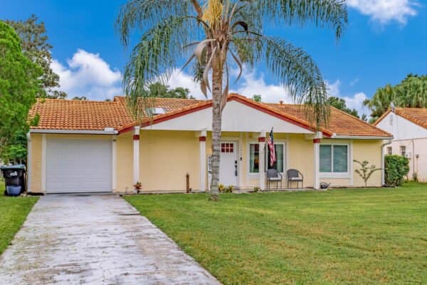 10409-jutland-court-orlando-fl-32821-01-scaled-600x400