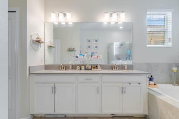 15-10269-memoir-avenue-winter-garden-fl-34787-p1047901-edit-scaled-600x400