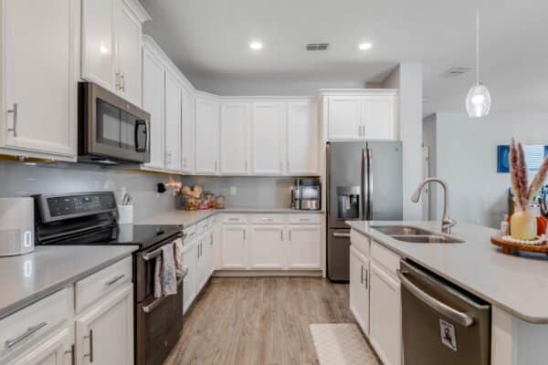 28-10269-memoir-avenue-winter-garden-fl-34787-p1047966-edit-scaled-600x400