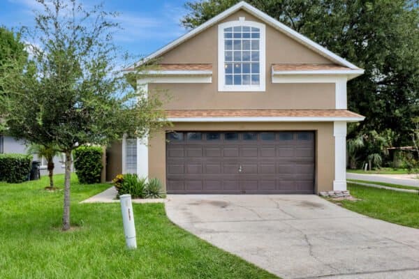 648-dharma-circle-winter-garden-fl-34787-02-scaled-600x400