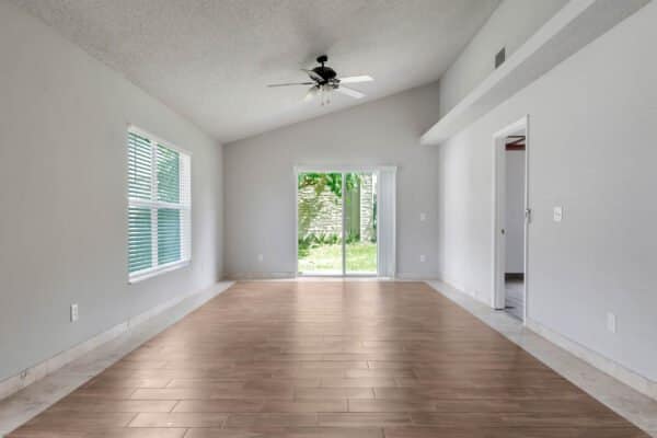 648-dharma-circle-winter-garden-fl-34787-15-scaled-600x400