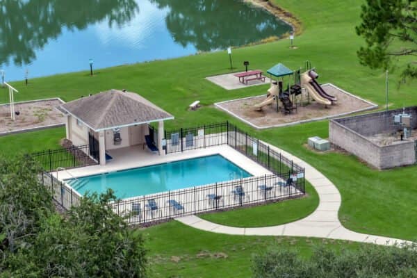 648-dharma-circle-winter-garden-fl-34787-32-scaled-600x400