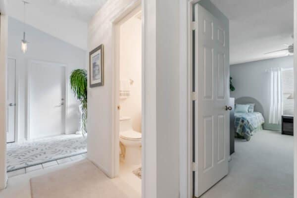 8059-marcella-drive-orlando-fl-32836-19-scaled-600x400