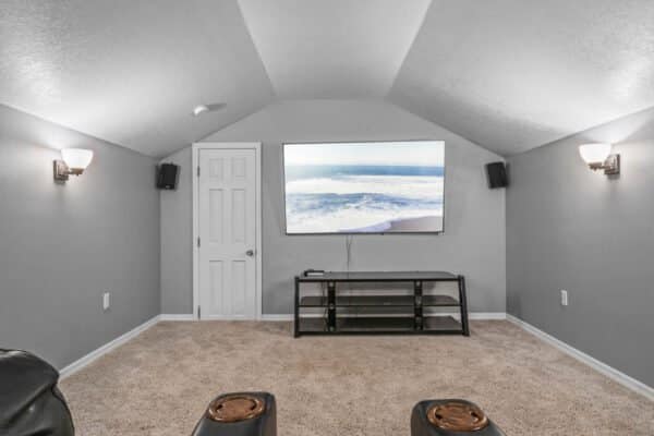 12842-jacob-grace-court-windermere-fl-34786-33-scaled-600x400