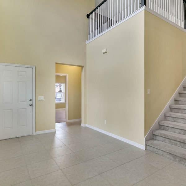 507-Marsh-Reed-Dr-Oakland-FL-34787-02-Foyer-600x600-1