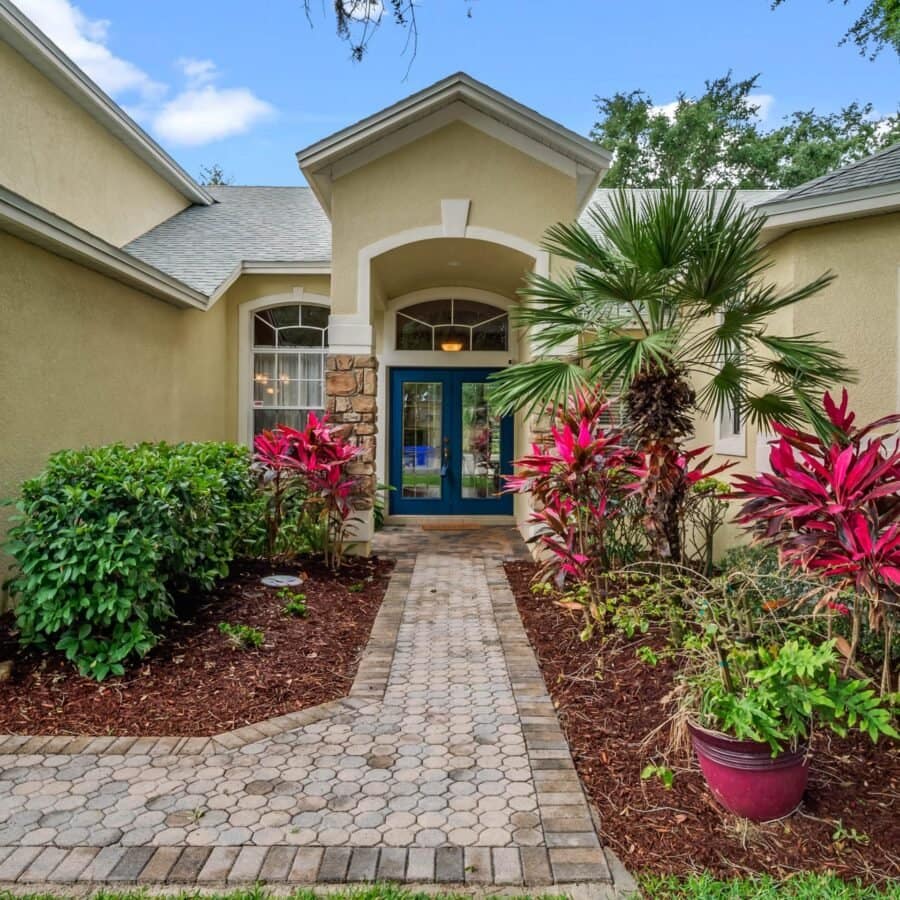 13938-zephermoor-lane-winter-garden-fl-34787-04-scaled-1-900x900