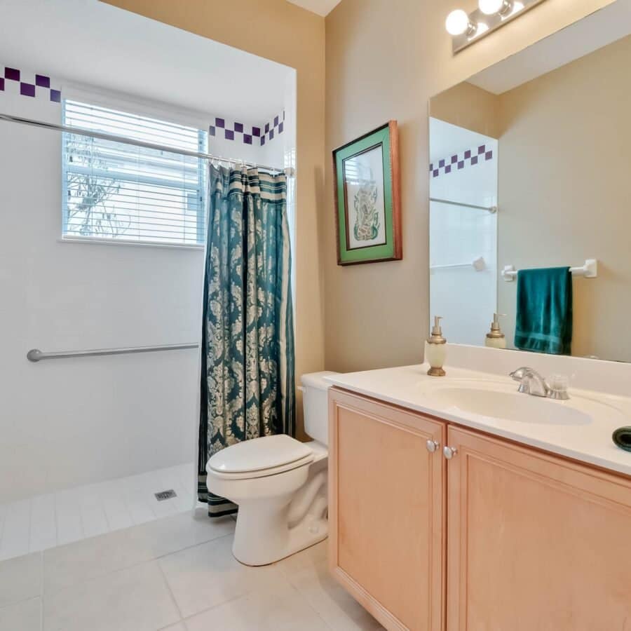 13938-zephermoor-lane-winter-garden-fl-34787-06-scaled-1-900x900