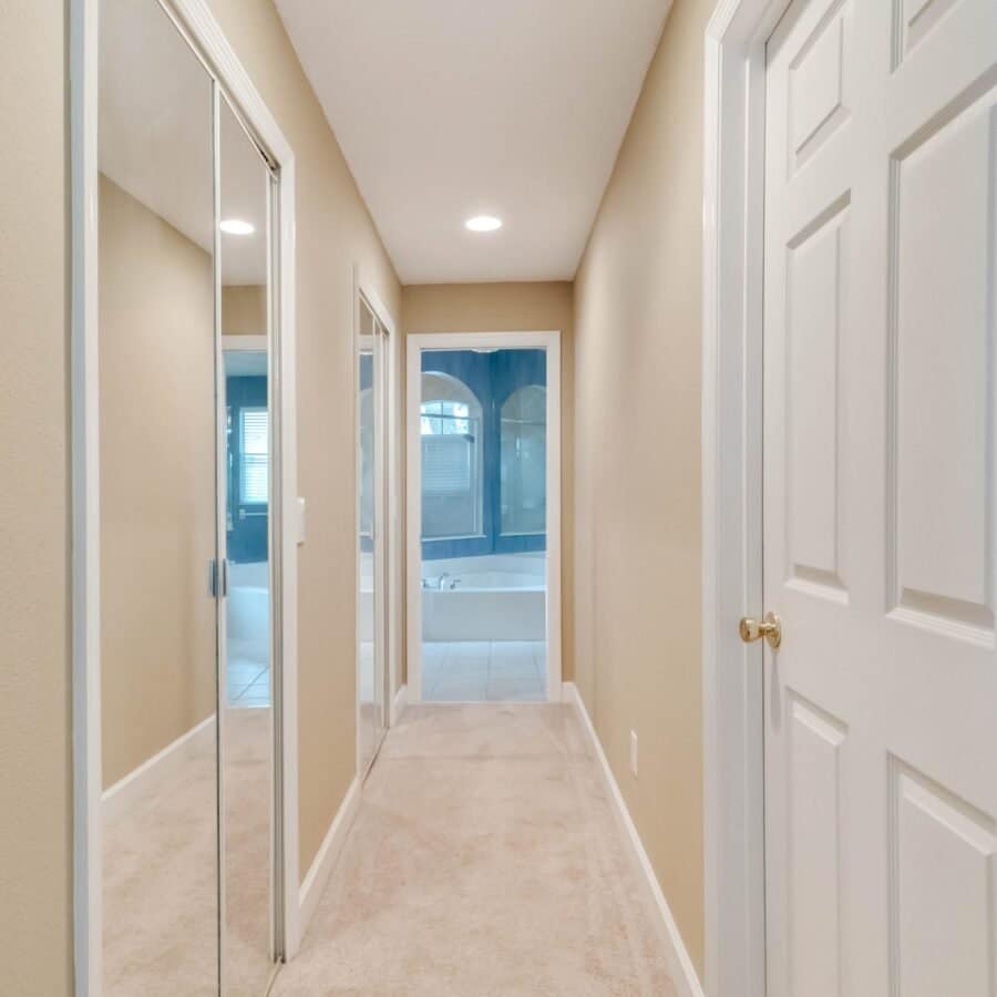 13938-zephermoor-lane-winter-garden-fl-34787-22-scaled-1-900x900