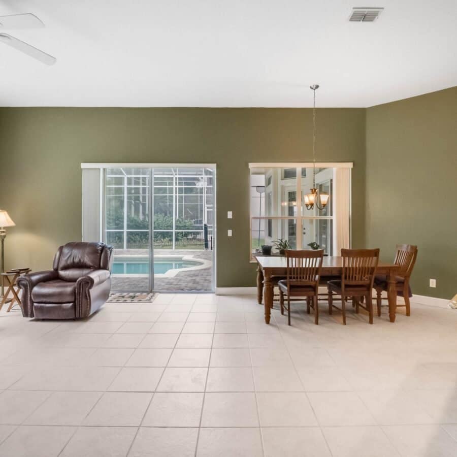 13938-zephermoor-lane-winter-garden-fl-34787-38-scaled-1-900x900